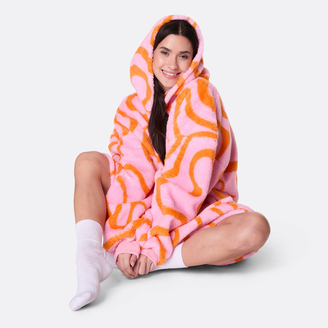 Vaaleanpunainen aaltoileva Teddy HappyHoodie