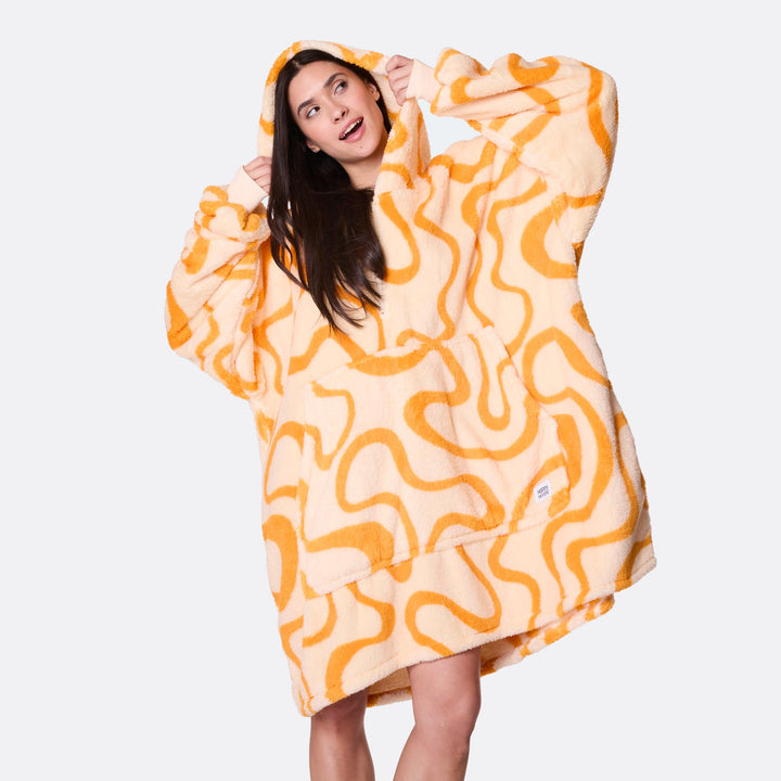 Keltainen aaltoileva Teddy HappyHoodie
