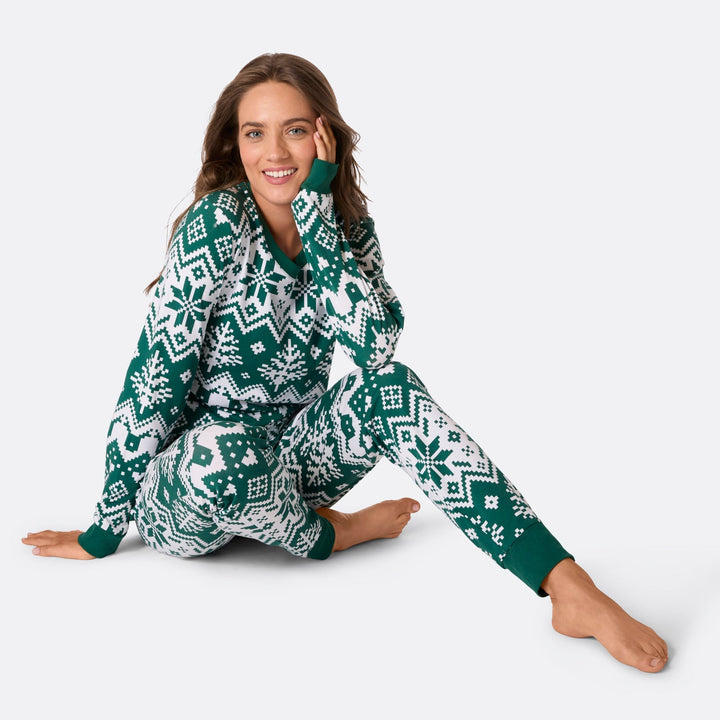 Vihreä Joulupyjamat neulekuviolla Perhe