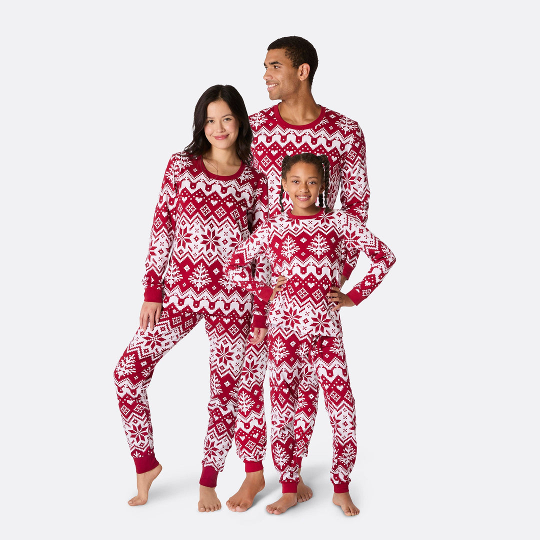 Punainen Joulupyjamat neulekuviolla Perhe