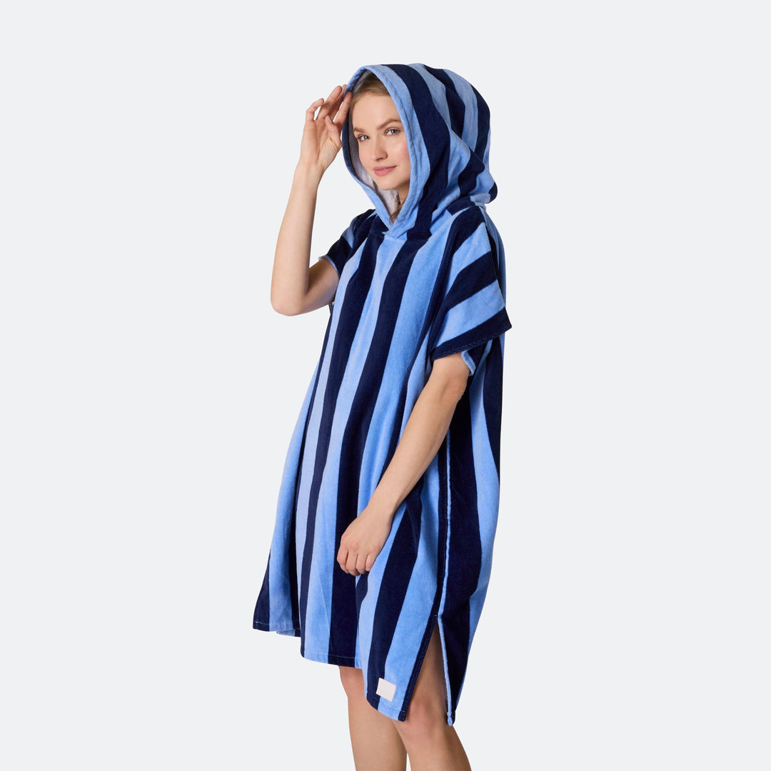 Raidallinen sininen Kylpyponcho
