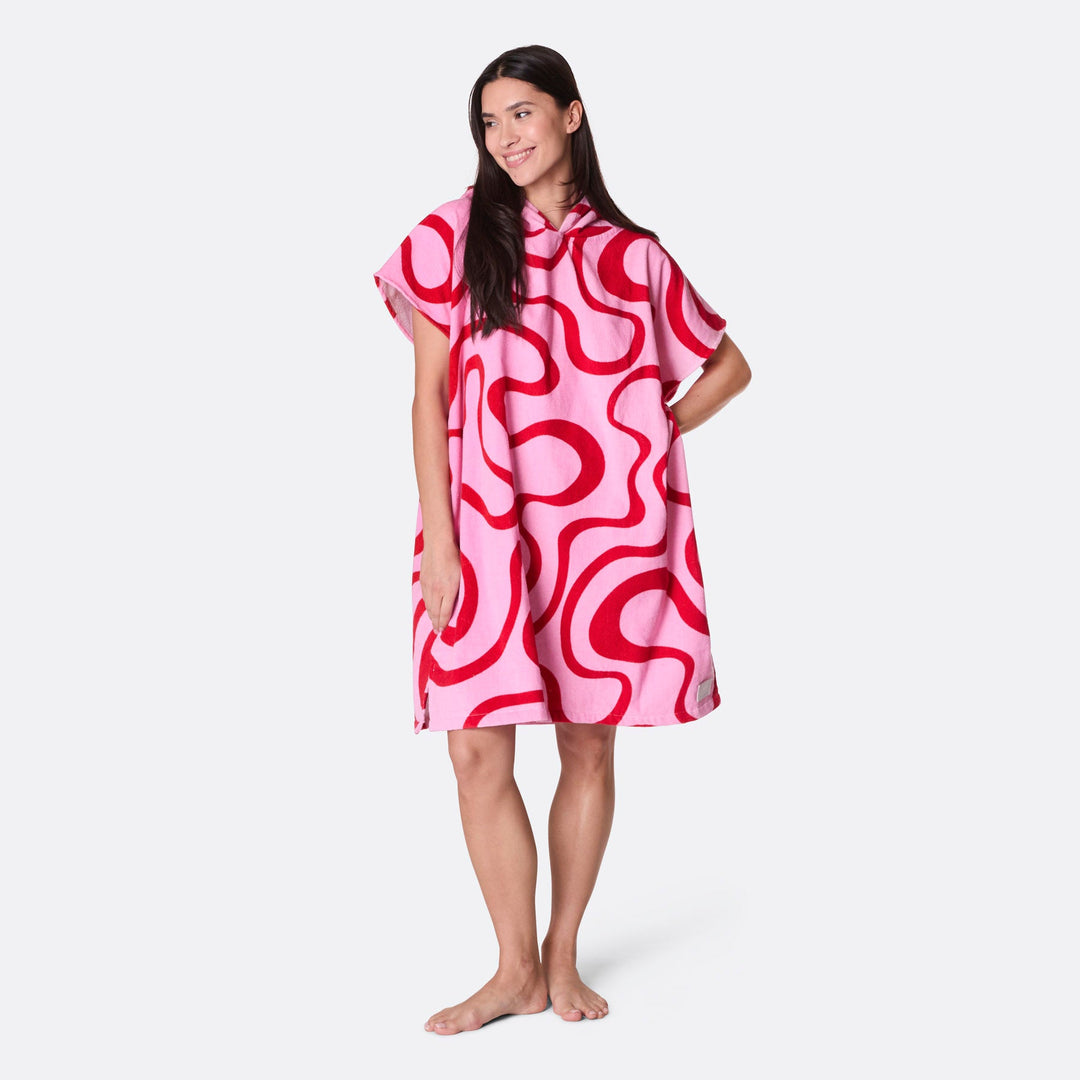 Vaaleanpunainen aaltoileva kylpyponcho