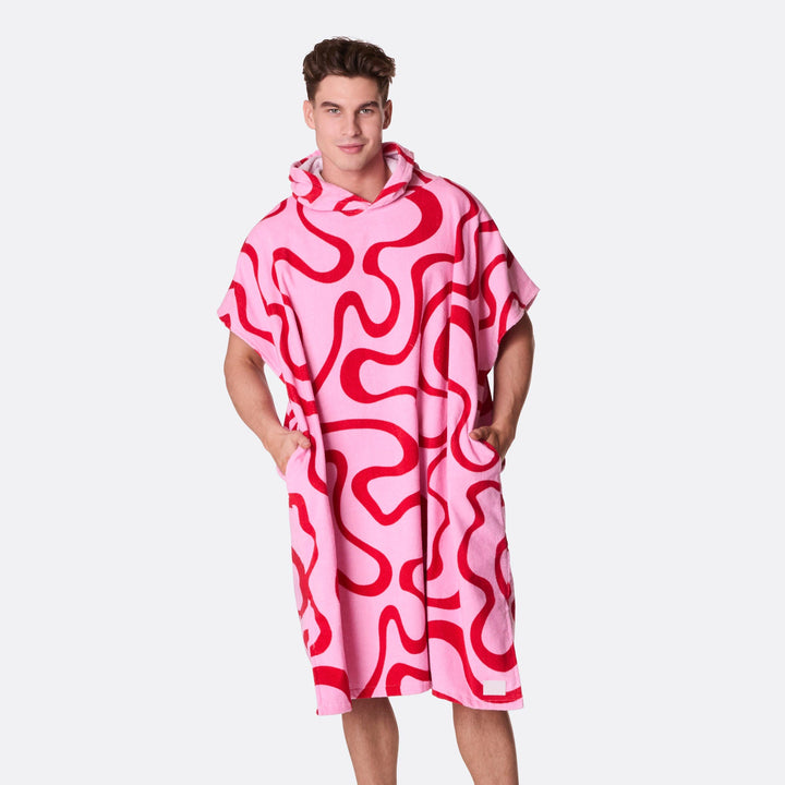 Vaaleanpunainen aaltoileva kylpyponcho